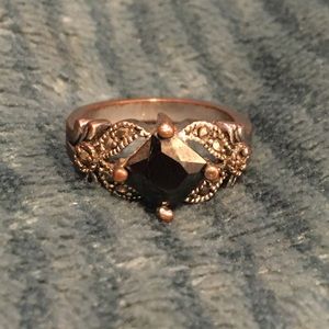 Costume ring